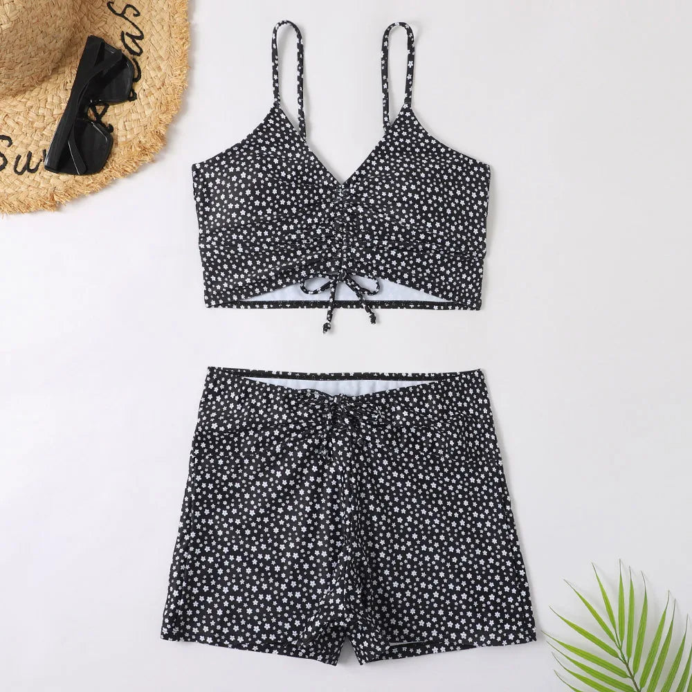 Luna | Blomsterbikini – Et sommerligt statement