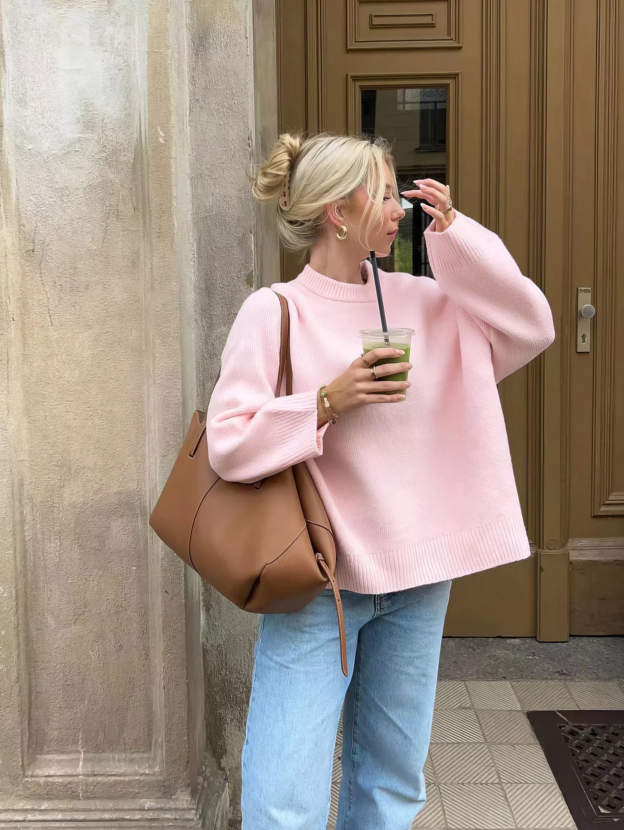 Debby Rose - Rosa Sweater med Rund Krave Trendy