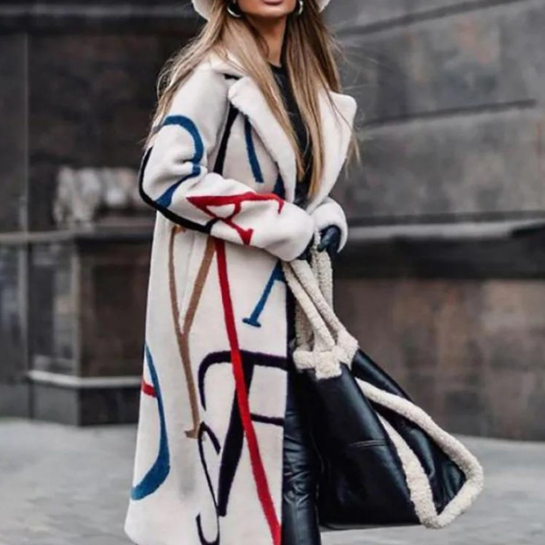 Lieve | Modebevidst Lang Jakke med Abstrakt Print