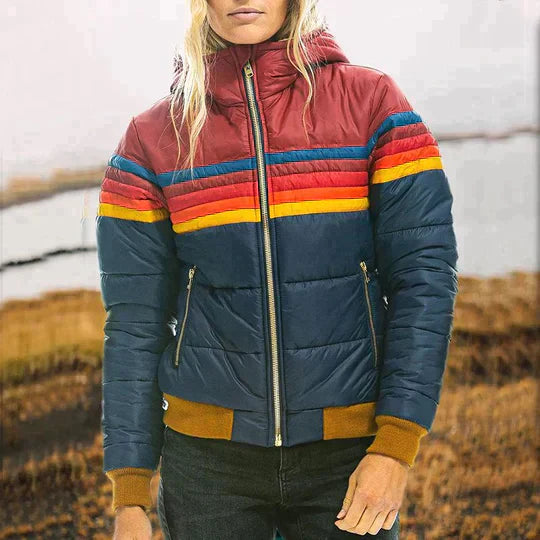 Vina | Trendy Retro Vinterjakke til Damer med Stripedetaljer