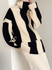 Amanda | Oversized Sweater med Høj Krave og Blokfarver