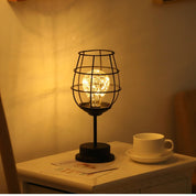 GlowPulse | Industrielt inspireret rustik bordlampe