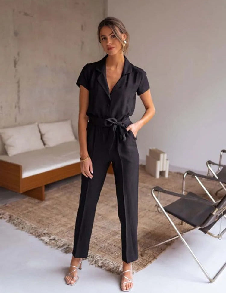 Elisa - Stilfuld casual jumpsuit med v-hals og flot bælte
