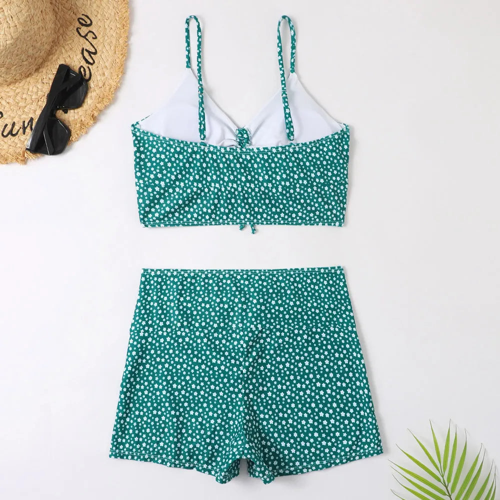 Luna | Blomsterbikini – Et sommerligt statement
