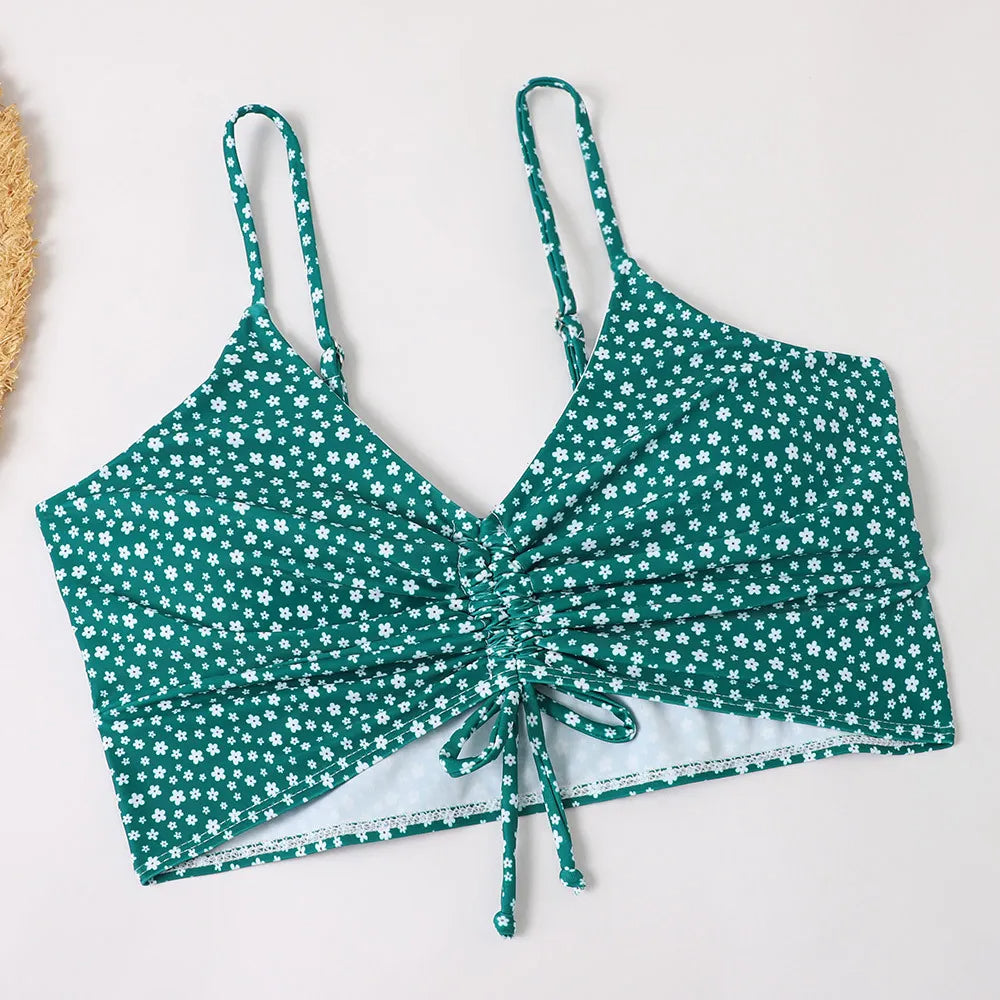 Luna | Blomsterbikini – Et sommerligt statement