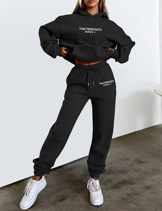 Nora | Hoodie & Jogger Sæt – Varm Vinterfavorit