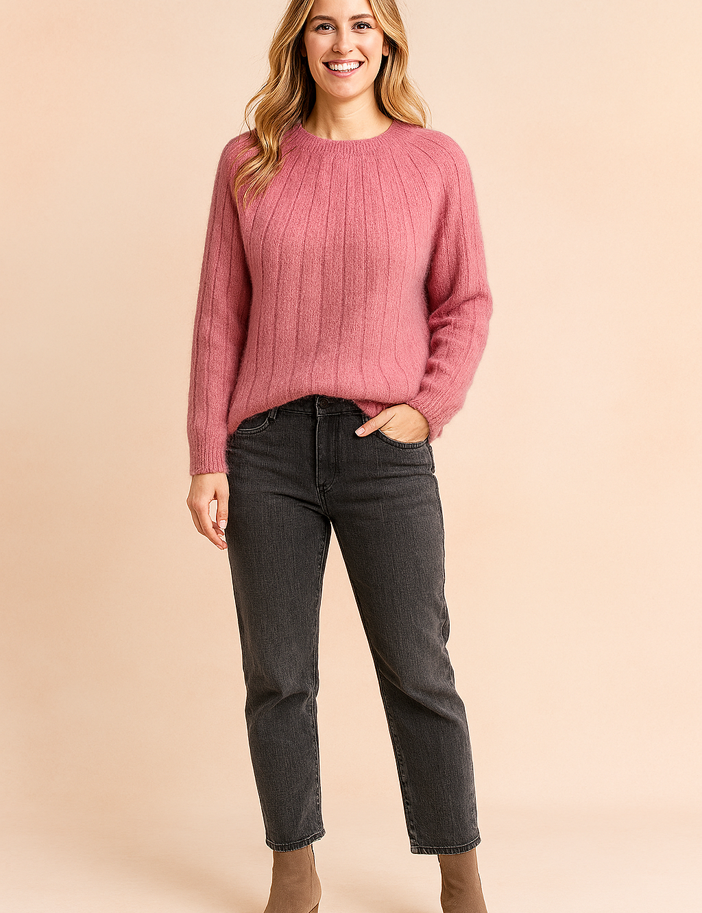 Aneta | Ribbet sweater 1