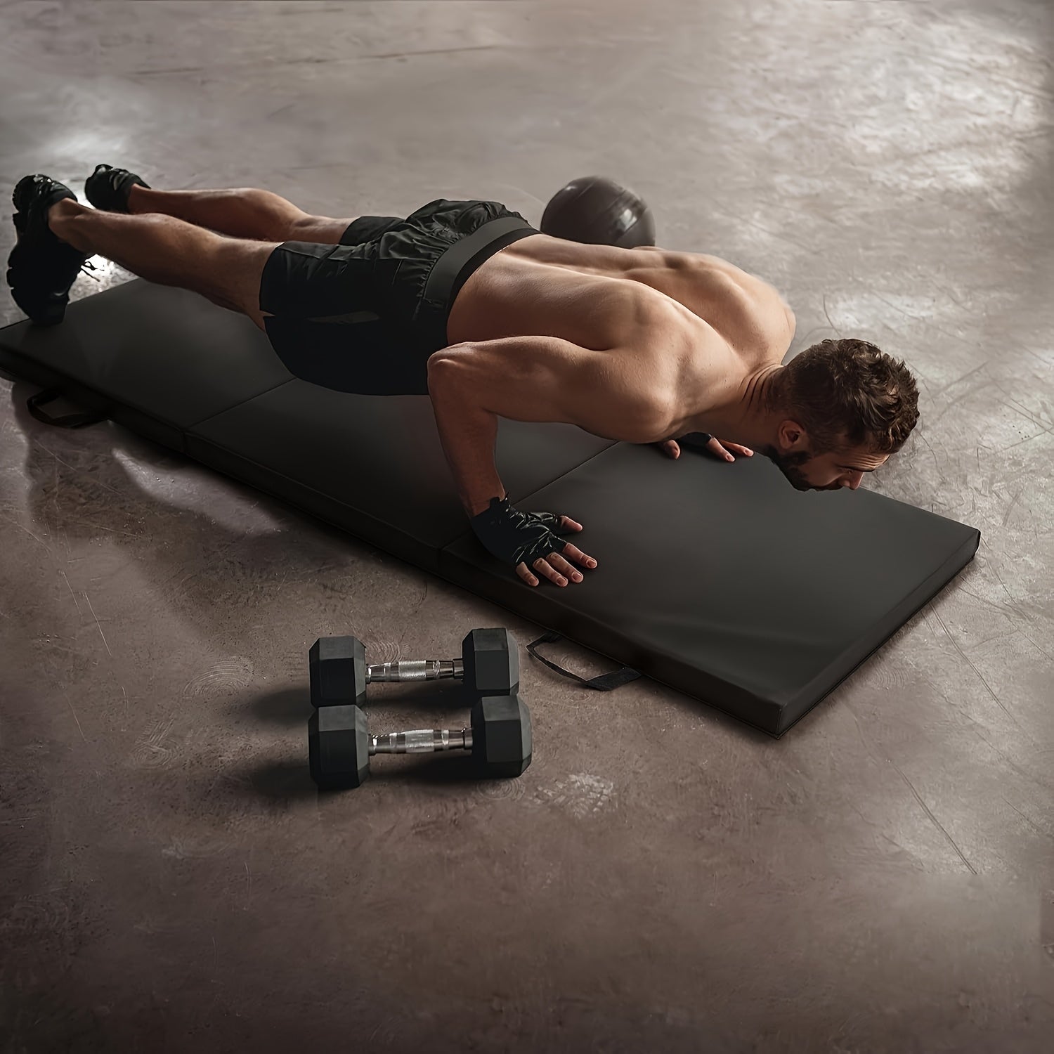 Bærbar triptyk yogamåtte med tyk polstring, skridsikker PU-overflade og håndtag 2