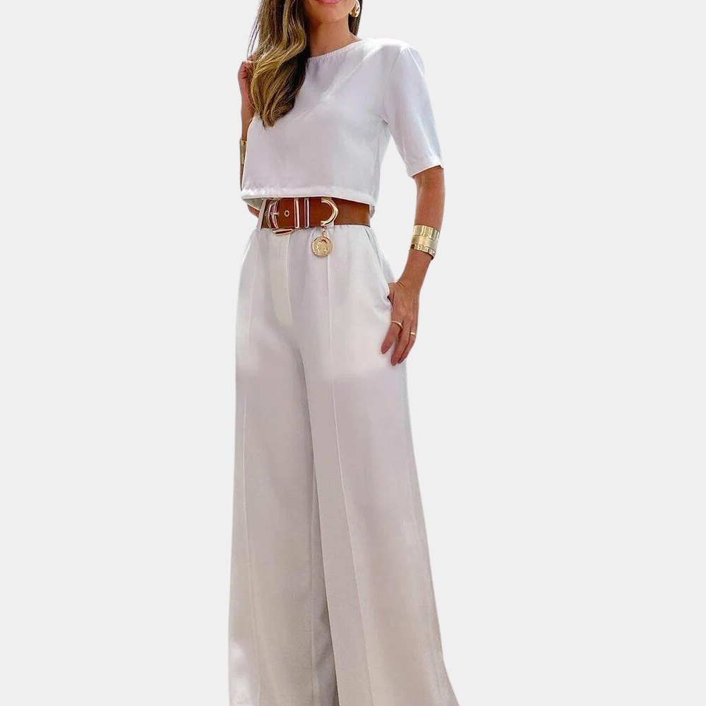 Chic kontorsæt af to dele til elegante sommerlooks