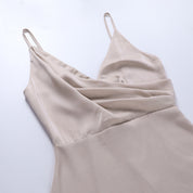 Elegante lange sommerkjole til damer - perfekt til enhver lejlighed!