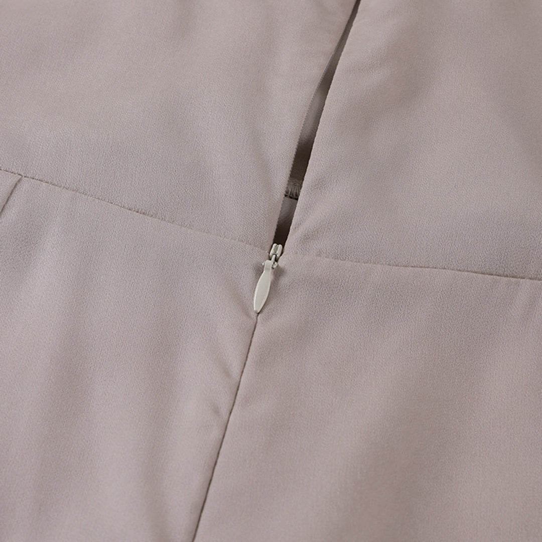 Elegante lange sommerkjole til damer - perfekt til enhver lejlighed!