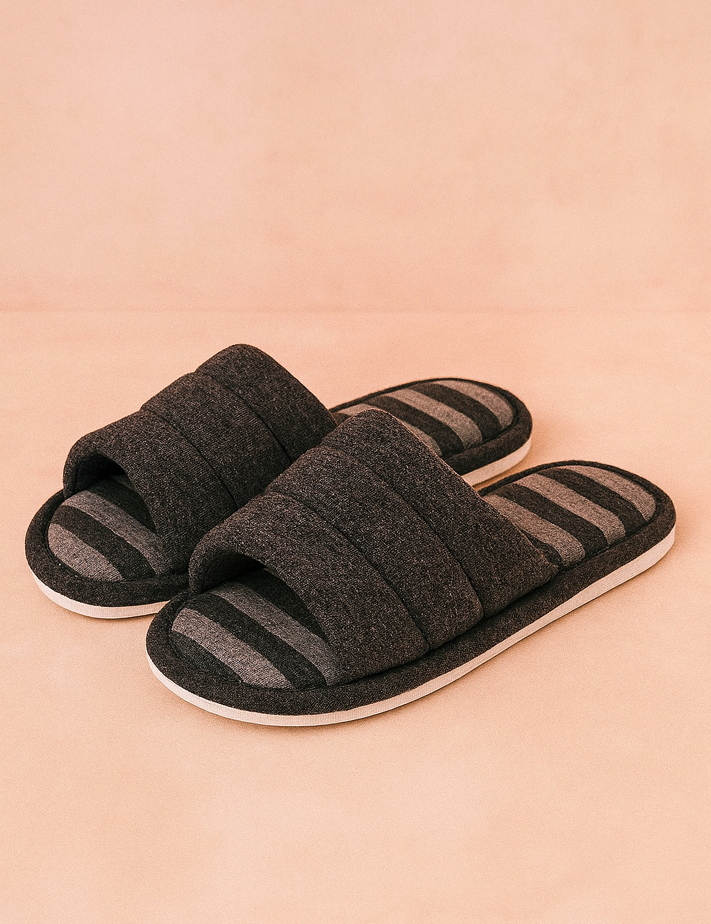 Dame hjemmesko med skridsikre såler | Komfortable og stilfulde 2