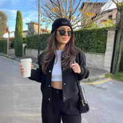 Damejakke med rund hals og lange ærmer | Kort 1