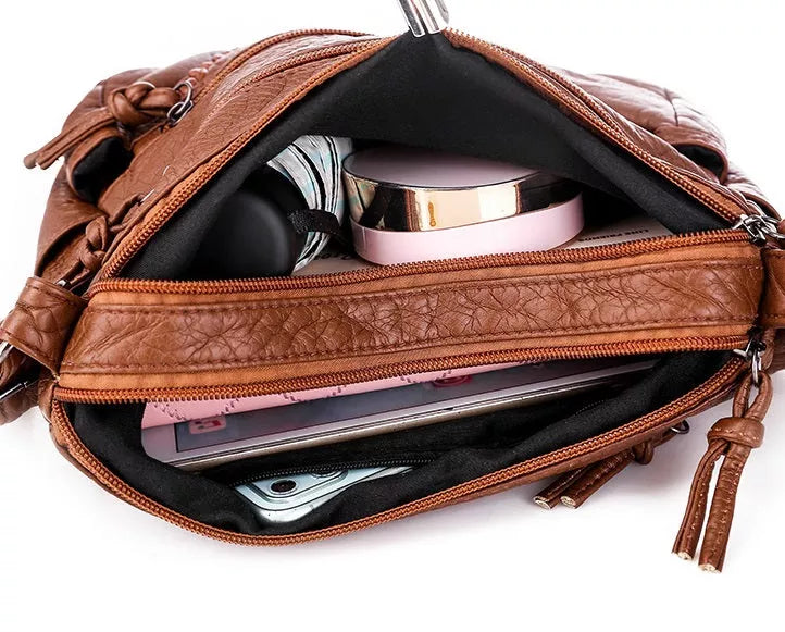 Elegant dametaske i ægte læder med stilfuldt design 1