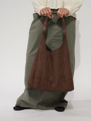 Elegant dametaske i læder, alsidig ruskind 3