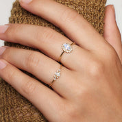 Elegant månestensring – Klassiske smykker med høj kvalitet i håndværk 2