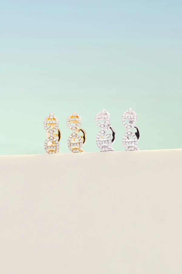 Elegante guldøreringe i moderne stil – perfekte til enhver lejlighed 6