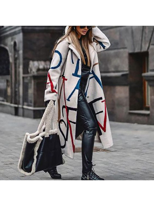 Lieve | Modebevidst Lang Jakke med Abstrakt Print