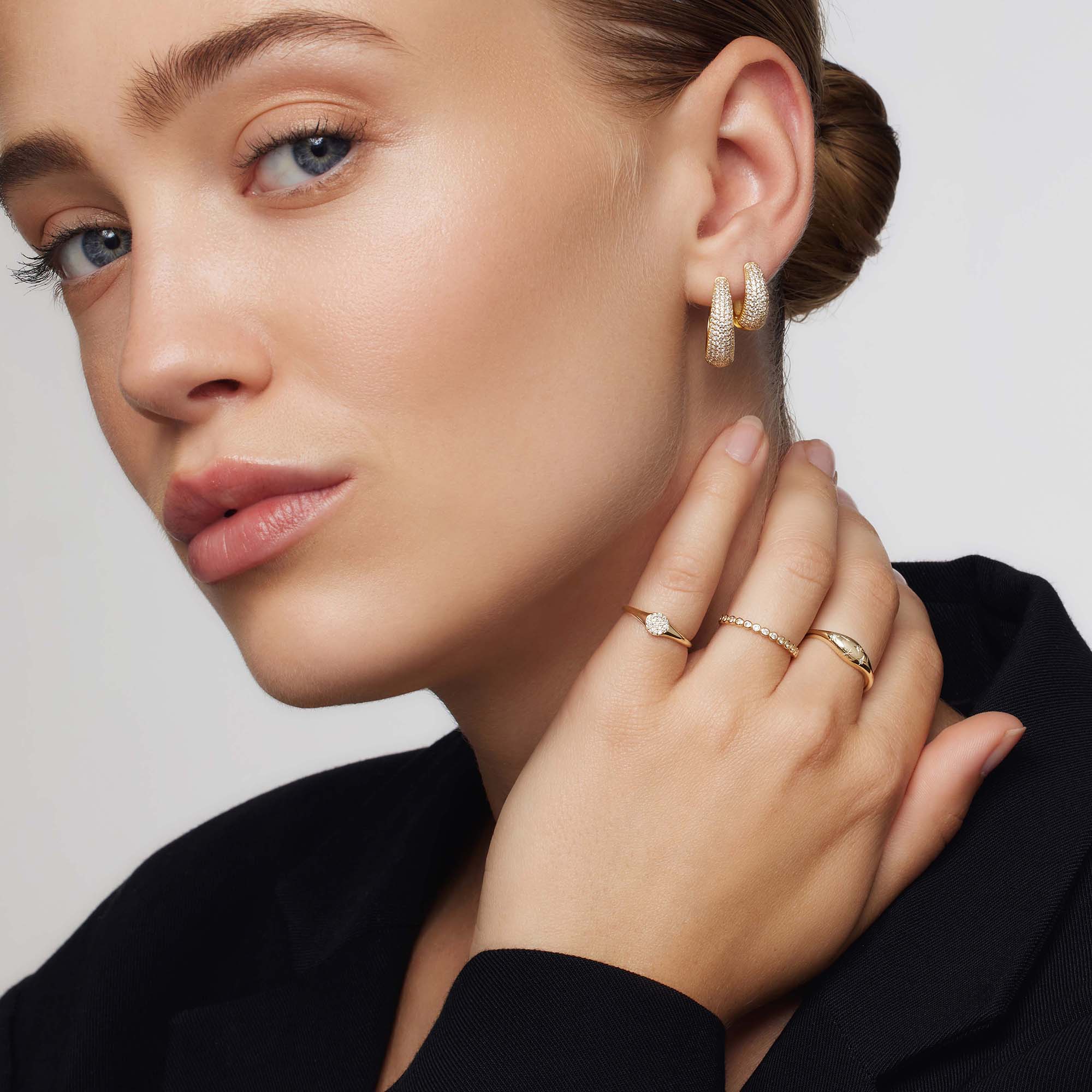 Guldring med diamant i elegant stil - Den perfekte forlovelsesring 4