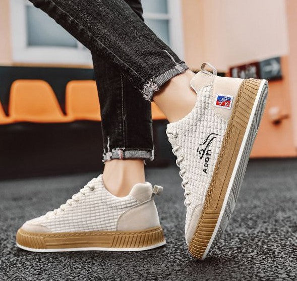 Herre Komfortable Low Top Sneakers i fløjlsblanding 1