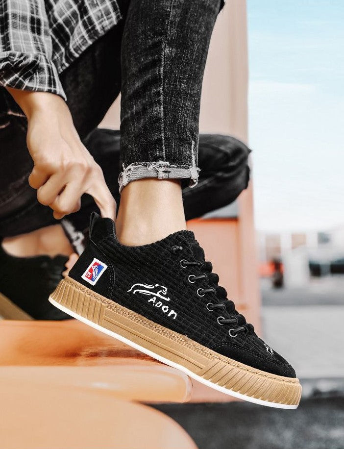 Herre Komfortable Low Top Sneakers i fløjlsblanding 3