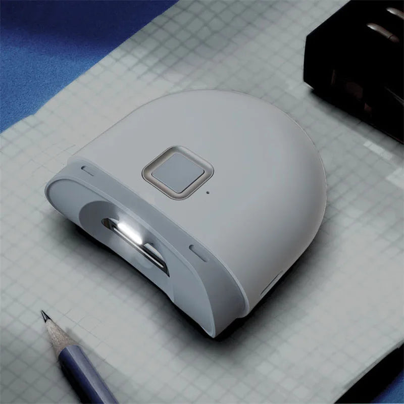 Innovativ negleklipper med lommelygte | Automatisk og sikker at bruge - Novclip 3