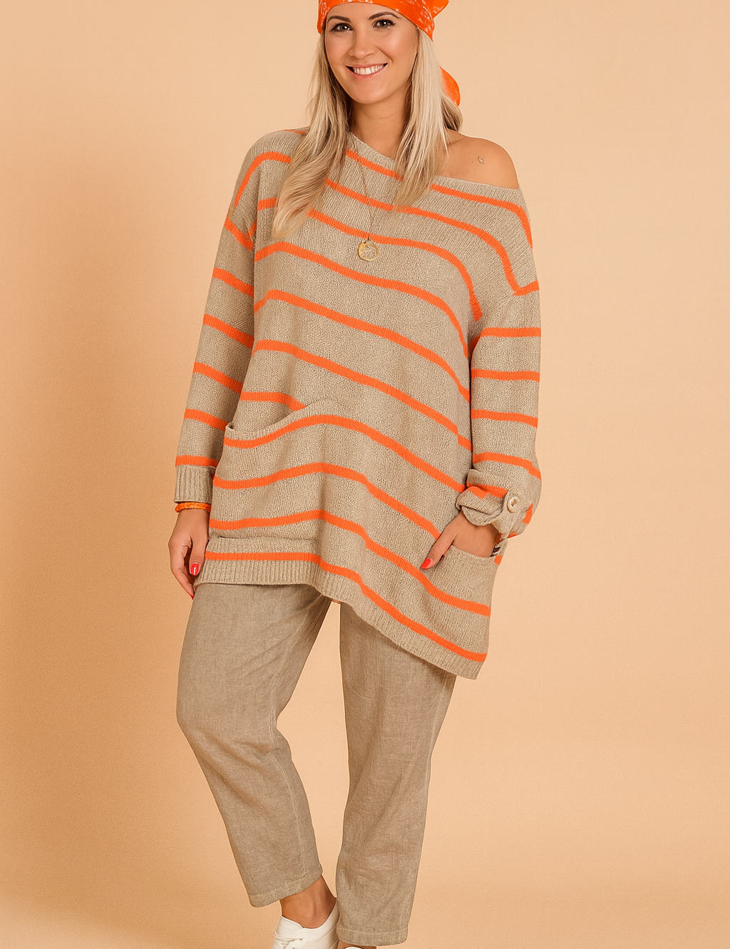 Magda | Oversized stribet sweater med bådudskæring 0