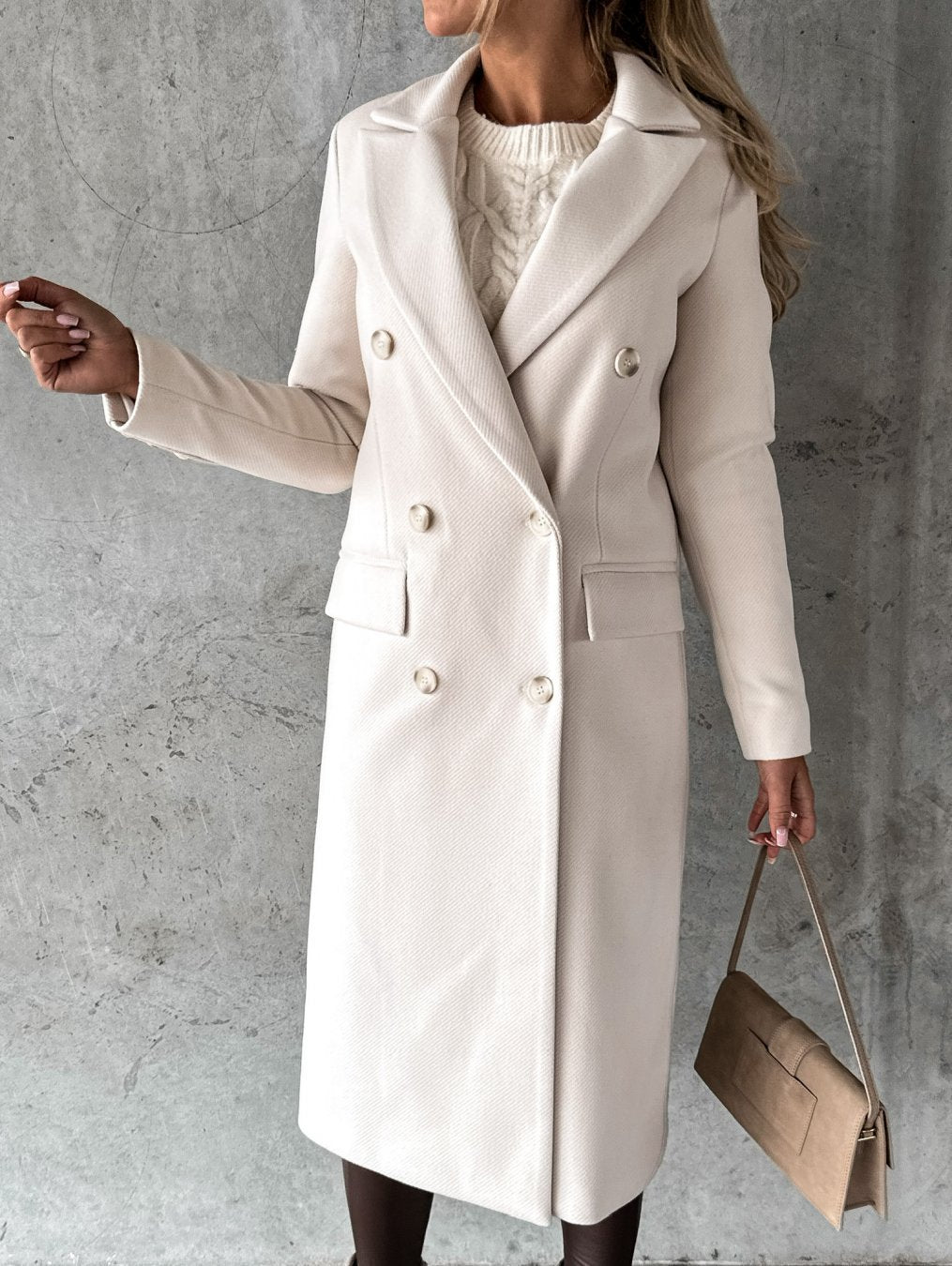 Carolina | Luxe Lang Uld Damesjakke til Elegant Stil