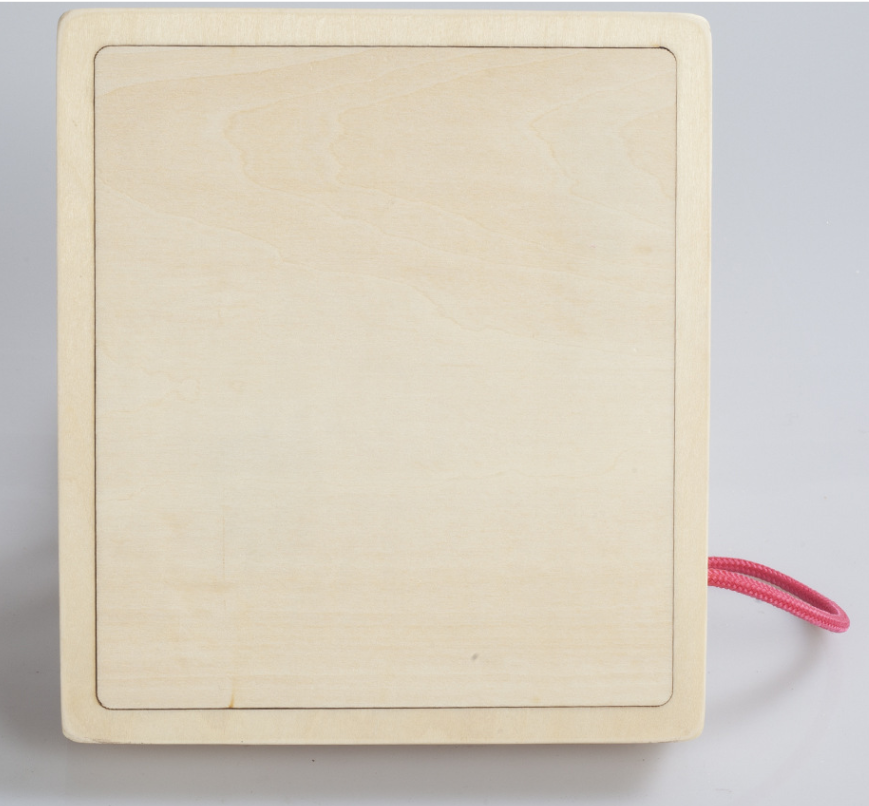 Montessori trælegetøj til børn – interaktivt sensorisk legetøj med lys, knapper og afbrydere 1