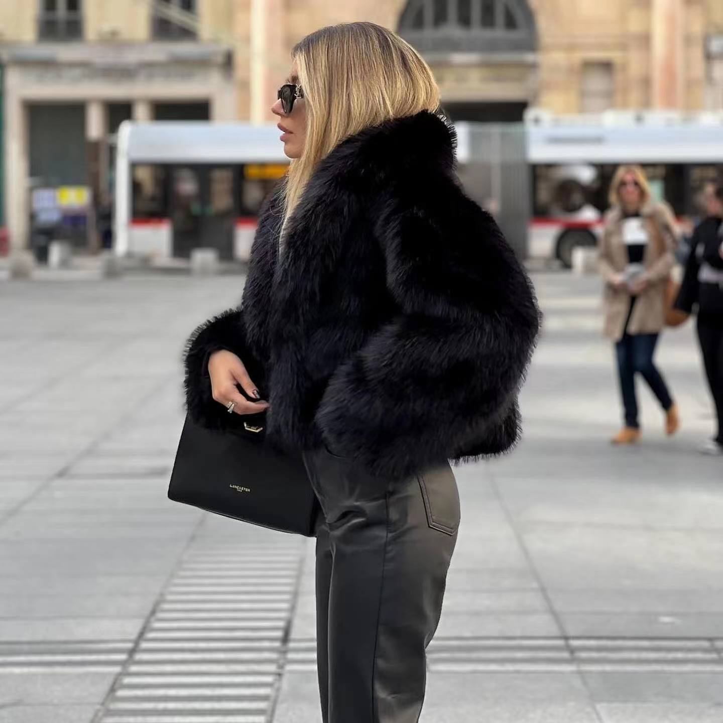 LISA | Blød Varm Fluffy Jakke