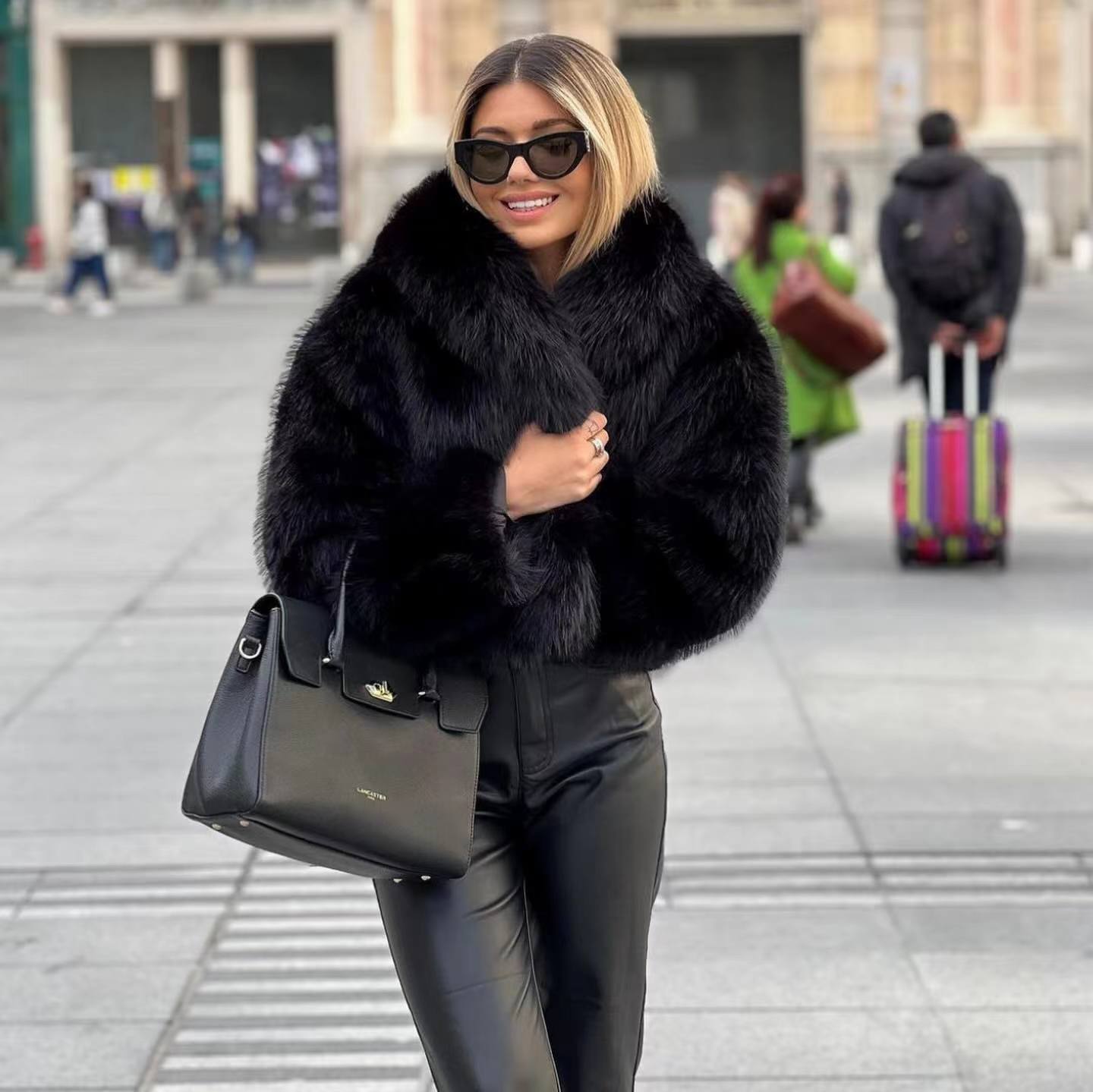 LISA | Blød Varm Fluffy Jakke