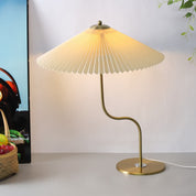 Retro Plisseret Bordlampe med Paraplyform – Beige, Gul, Grøn, Guld, 63 cm Højde, Stof og PVC 6
