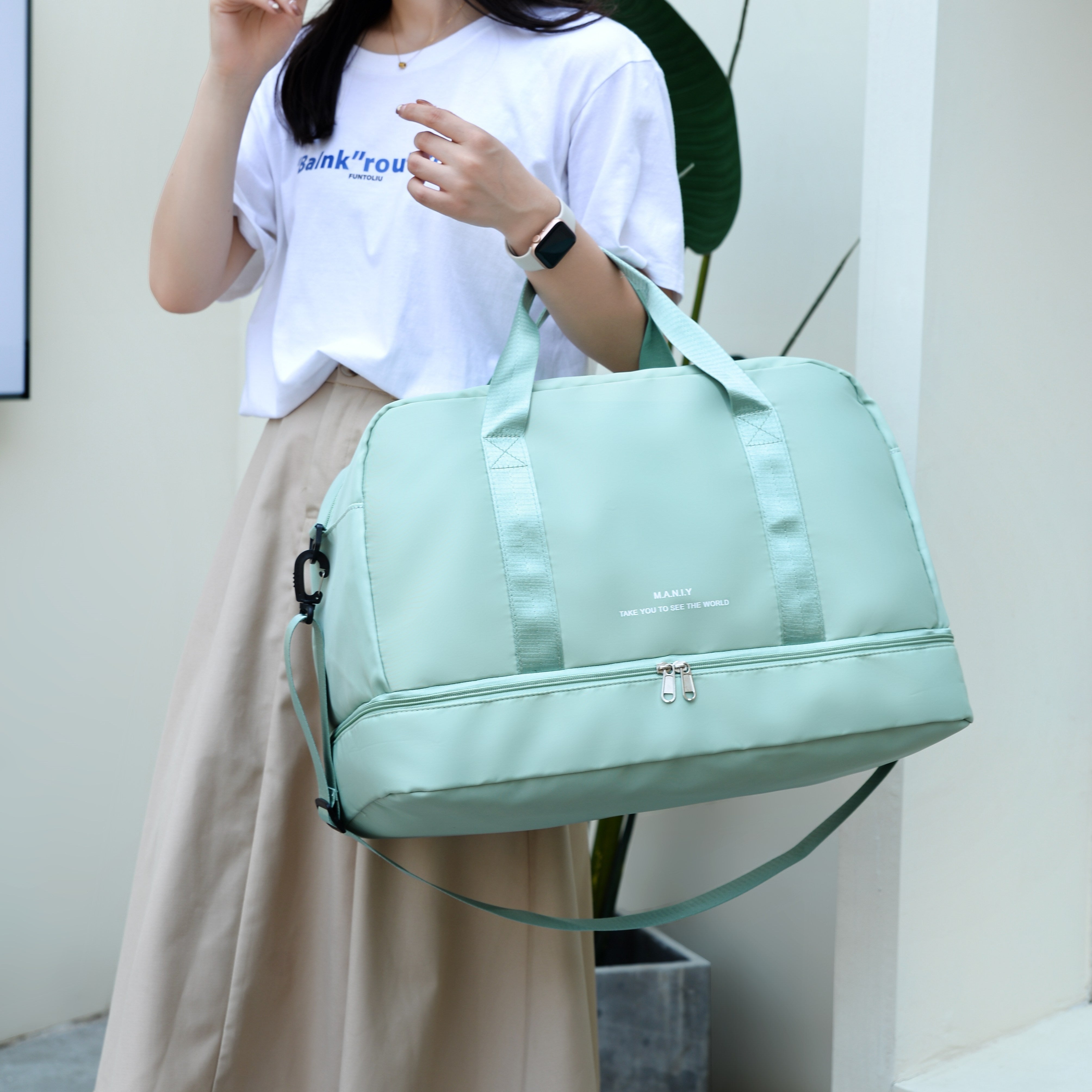 Rummelig unisex rejsetaske til eventyr i vegansk læder 5