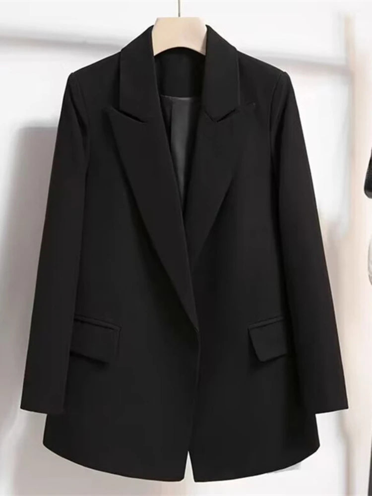 Julia | Stilfuld blazer med bælte til et moderne look
