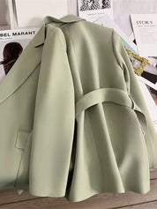 Julia | Stilfuld blazer med bælte til et moderne look