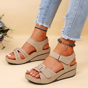 Ella | Trendy Sandaler – Et Strejf af Komfort