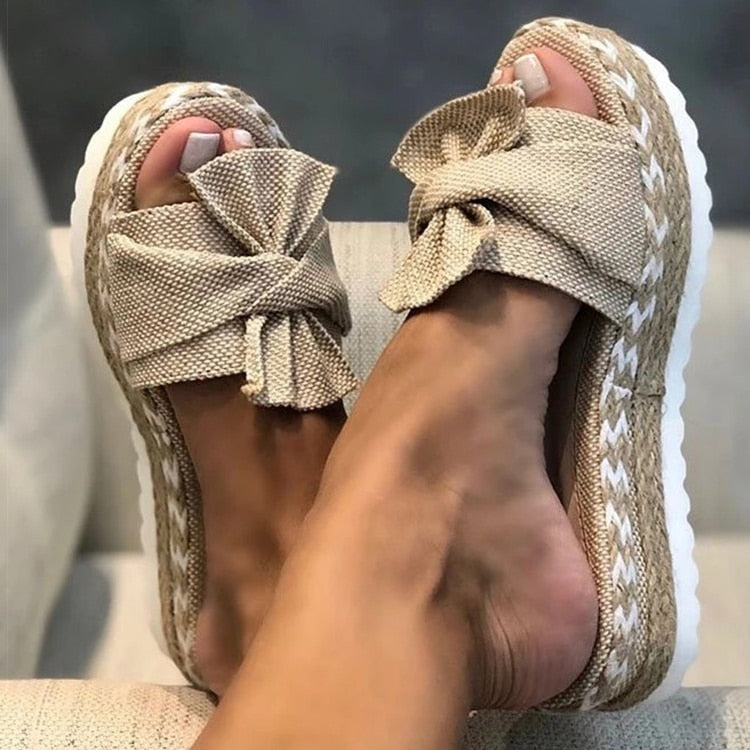 SCARLET | Trendy stilfulde sommersandaler med sløjfe