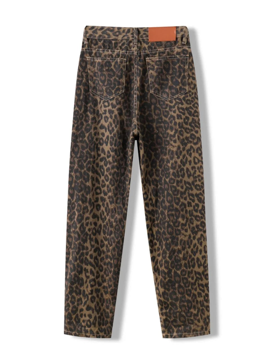 Damejeans med leopardprint og vide ben