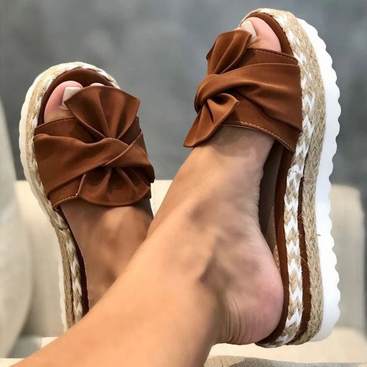 SCARLET | Trendy stilfulde sommersandaler med sløjfe