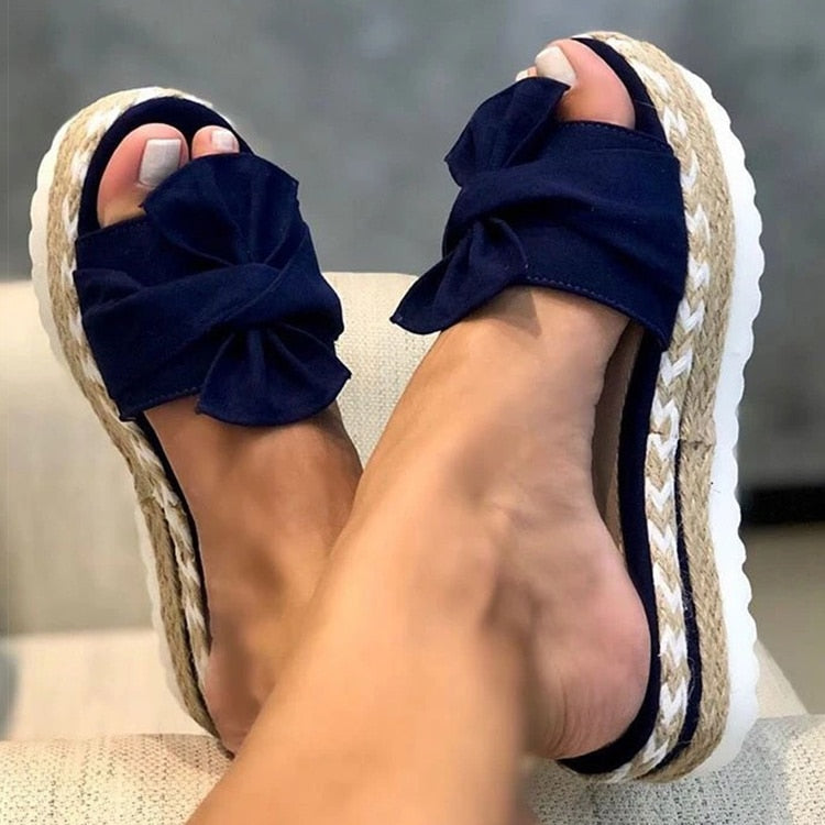 SCARLET | Trendy stilfulde sommersandaler med sløjfe