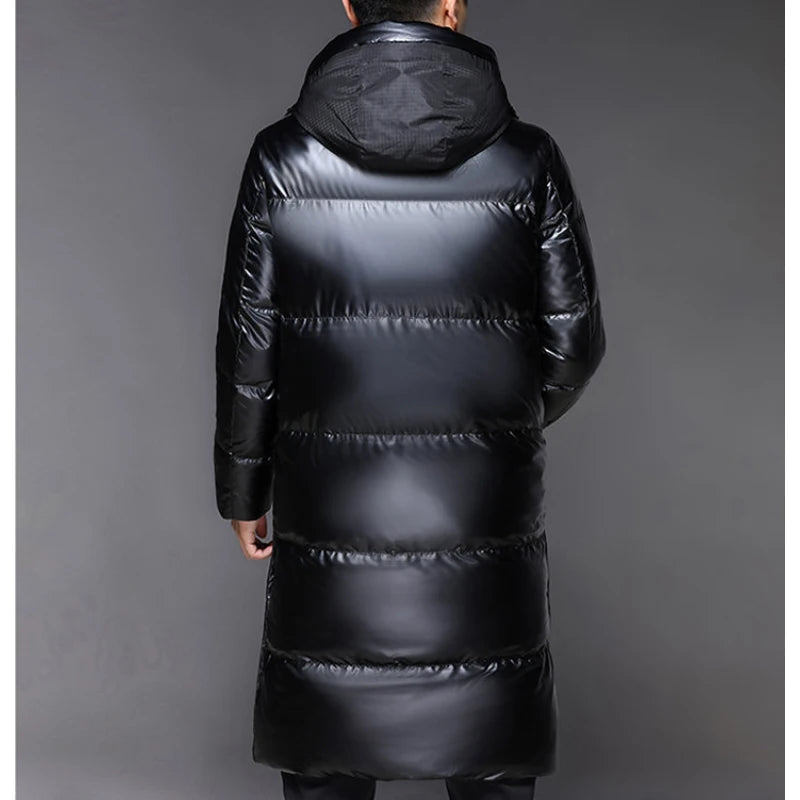 Sort vinterdunjakke til mænd | med hætte 3