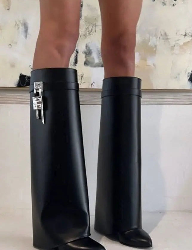 Sorte knæhøje støvler i vegansk læder til kvinder – Elegant, komfortabelt modefodtøj 1