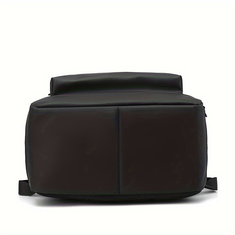 Stilfuld udendørs rygsæk til mænd i letvægtsnylon 4