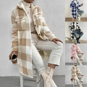 Ternet knaplukning af tartan-overtøj – Dameferiejakke, varm vintercardigan og trenchcoat i ét stilfuldt lag 1