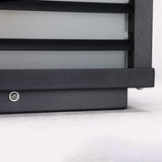 Vandtæt Solcelle Lampe Udendørs med Justerbar Lysfarve – Automatisk Tænd/sluk og Fjernbetjening 6