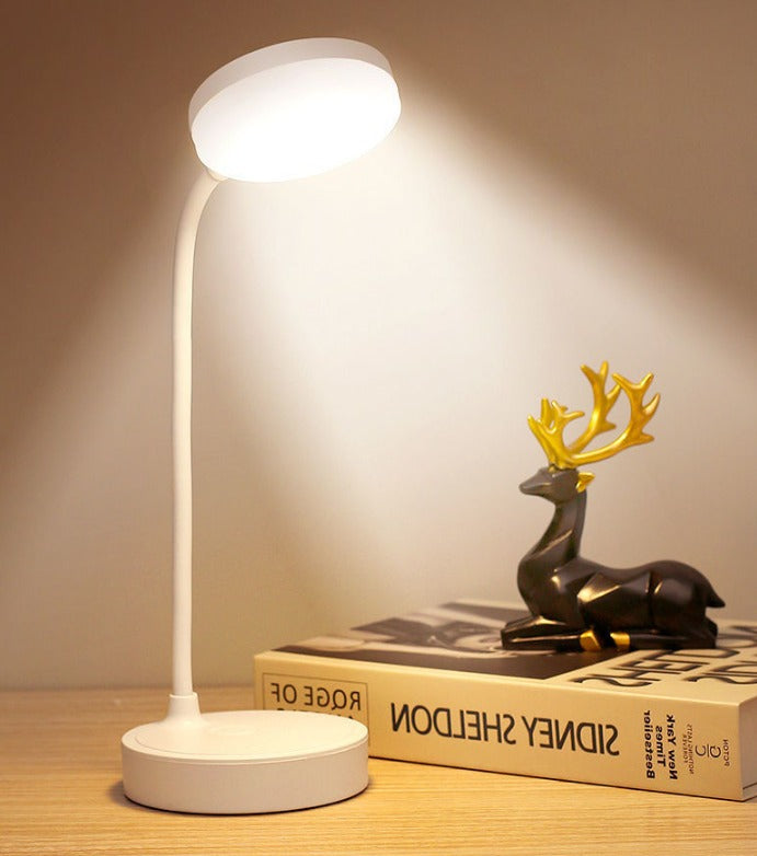 LED-skrivebordslampe med justerbar lysstyrke