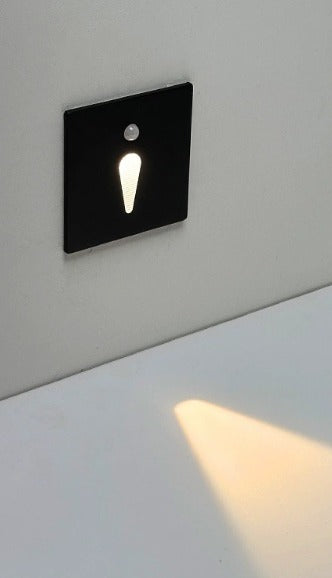 LED-bevægelsessensor trappelampe til indendørs brug