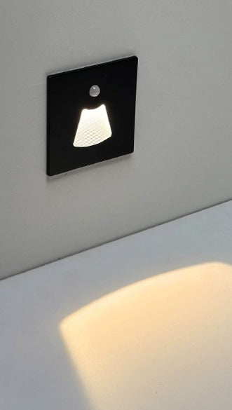 LED-bevægelsessensor trappelampe til indendørs brug