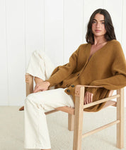 Amber | Varm lang vest med knapper