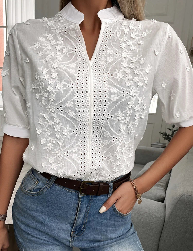 gYO6Zomer-Gebloemd-Borduurwerk-Kant-Blouse-Mode-Vrouwen-V-Hals-Casual-Shirt-Chique-Korte-Mouw-Holle-Tops.jpg